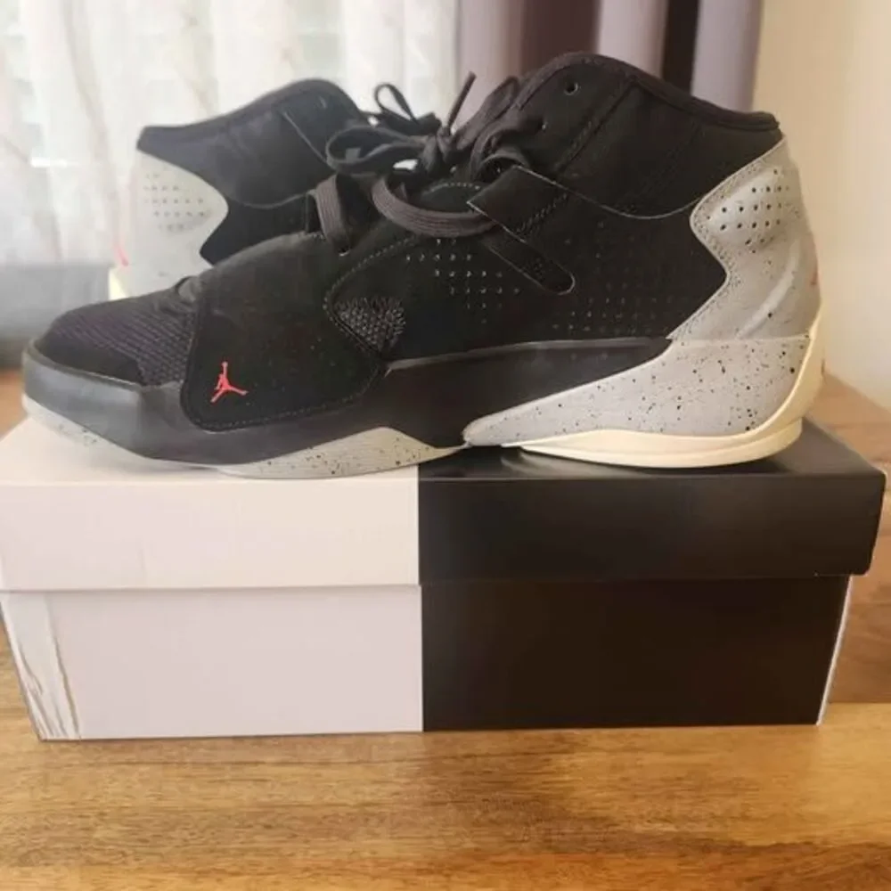 Jordan Zion 2 Black Cement Size 11 Used